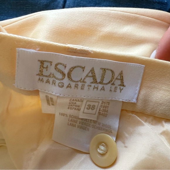 VINTAGE ESCADA Margaretha Ley wool pencil skirt Pale Yellow Size 38/Medium - Picture 6 of 12